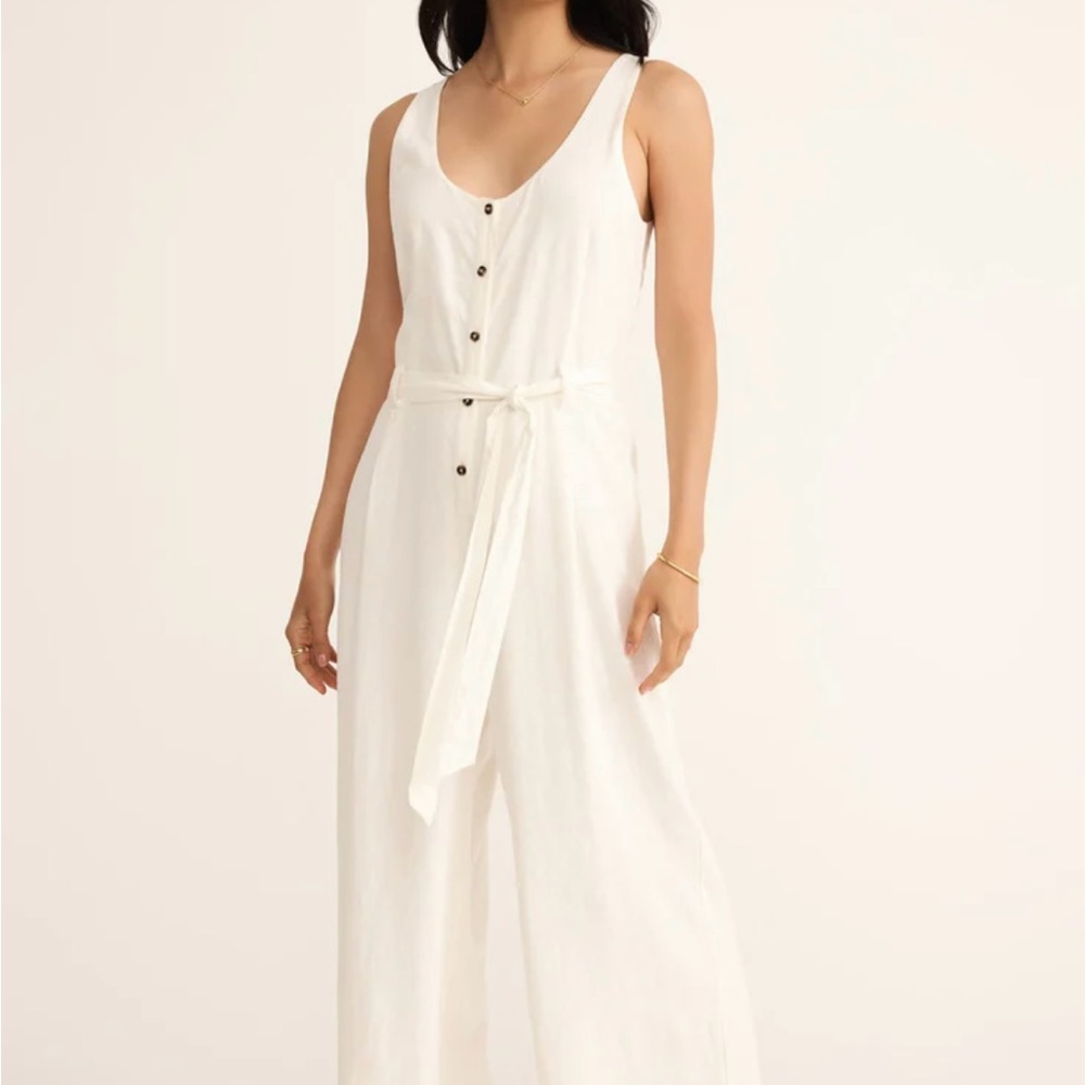 Sleeveless White Button-Front Wide-Leg Jumpsuit with Waist Tie